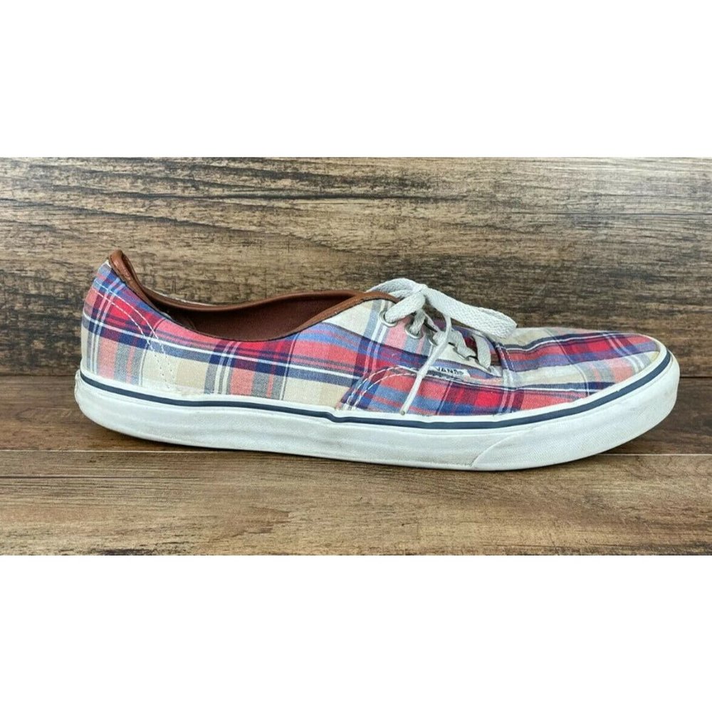 Vans Women's Lace up Plaid